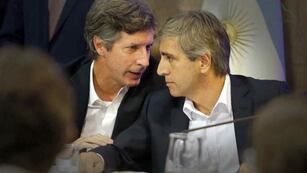 Santiago Bausili, presidente del BCRA, y Luis Caputo, ministro de Economía. (Archivo/Gentileza La Nación).