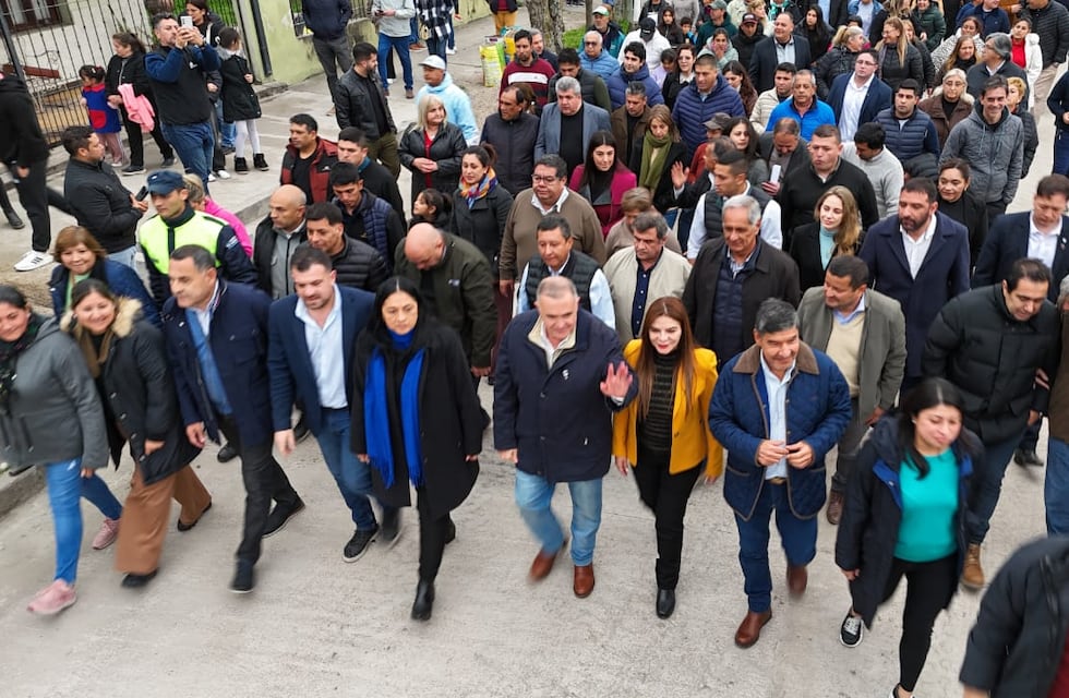 “Tucumán sigue de pie”: Jaldo supervisó obras en Monteros