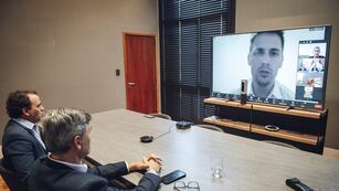 Viotti con funcionarios de Transporte de la Nación, en una videoconferencia