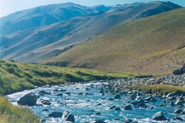 El reclamo es por parte de los dueños de las tierras ante las empresas que exploran.