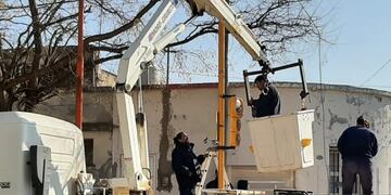 Instalaron semáforos en Pellegrini y Espora.