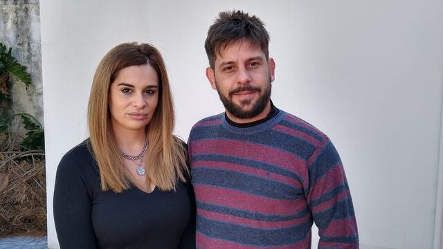 Vanesa y Gastón, los padres de la niña que denunció un abuso sexual en el Colegio San José de Rafaela