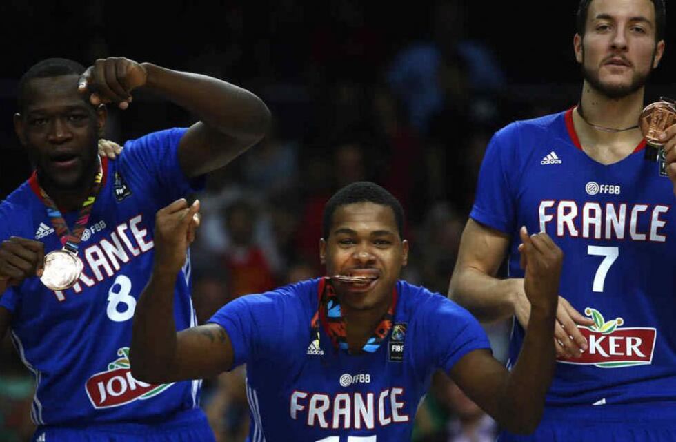 Francia le ganó a Estados Unidos en el Básquet olímpico y le sacó su invicto de 25 partidos
