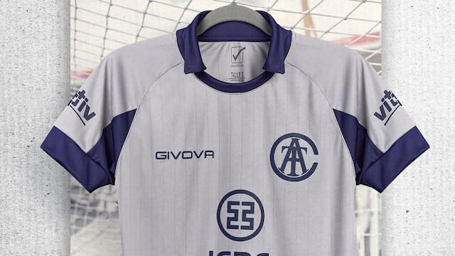La nueva remera de Talleres, que estrenará el equipo femenino este domingo. (Prensa Talleres)