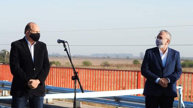Alcides Calvo acompañó a Omar Perotti en la inauguración de un tramo de pavimentación de la ruta 63.
