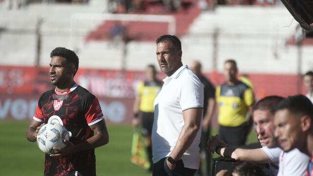 Instituto perdió con Barracas, y había sido eliminado en Copa Argentina por un rival que fue goleado (Federico López Claro / La Voz)