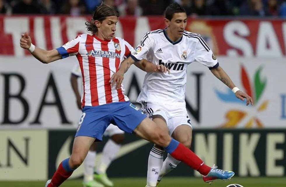 Excompañero de Sergio Agüero provocó a Ángel Di María con un comentario sobre su esposa