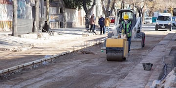La Comuna de la Ciudad de Mendoza presentó el cronograma de calles que estarán cortadas por trabajos de bacheo, hormigonado y poda del arbolado público. Gentileza MCM