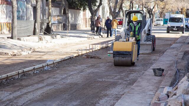 La Comuna de la Ciudad de Mendoza presentó el cronograma de calles que estarán cortadas por trabajos de bacheo, hormigonado y poda del arbolado público. Gentileza MCM