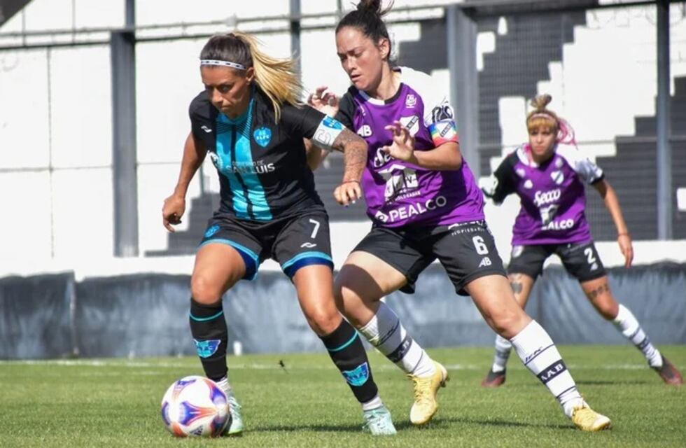 Las chicas de San Luis, campeonas de la Primera B y con el ascenso ganado, volvió a golear