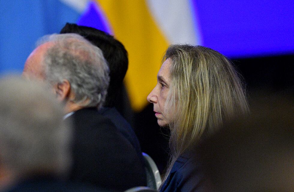 Caso coimas: la oposición avanza para interpelar a Karina Milei y Mario Lugones