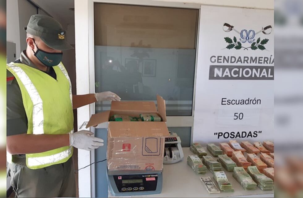 Incautan gran cantidad de divisas y hojas de coca en el puesto de control “El Arco”
