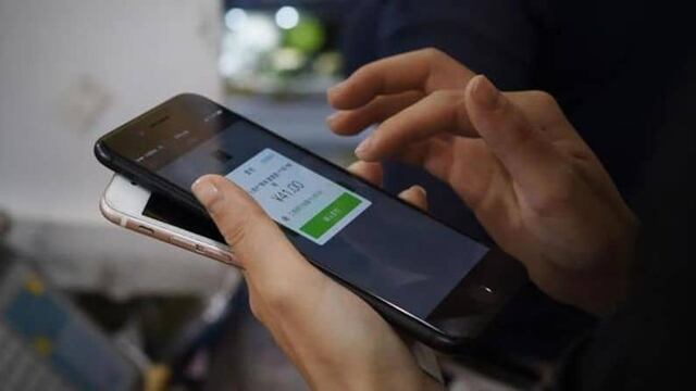 Buscan un celular en Viedma por las fotos con su hijo fallecido