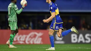 Siempre un peligro. Boca y su goleador Edinson Cavani, el domingo frente a Instituto (Prensa Boca).