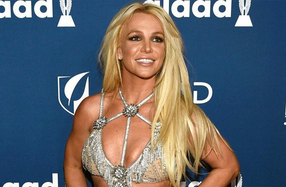 Britney Spears reapareció en Instagram, desde la playa y tras perder su embarazo: “Tratando de ser sexy”
