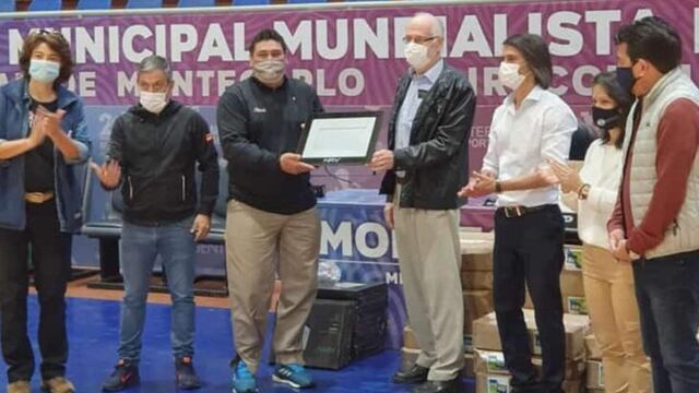 Montecarlo: Guillermo Aicheler entregó elementos lumínicos