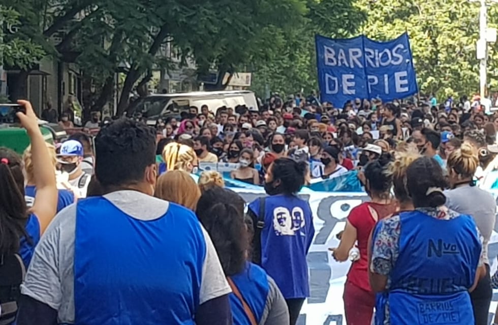 Barrios de Pie marchó en Córdoba y pidieron por acceso a planes de trabajo