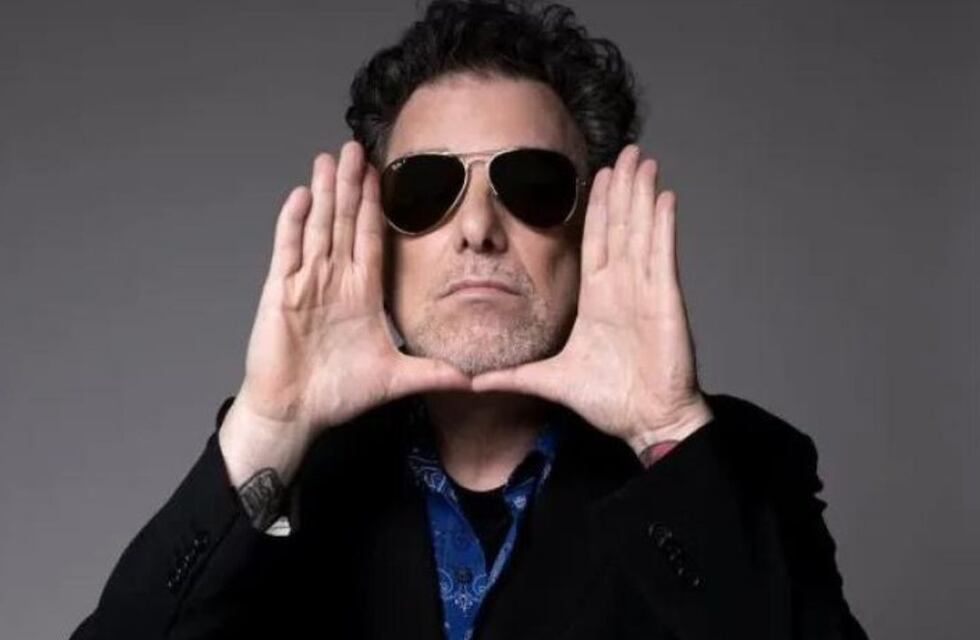 Andrés Calamaro volvió a Buenos Aires y dio un show lleno de hits y homenajes