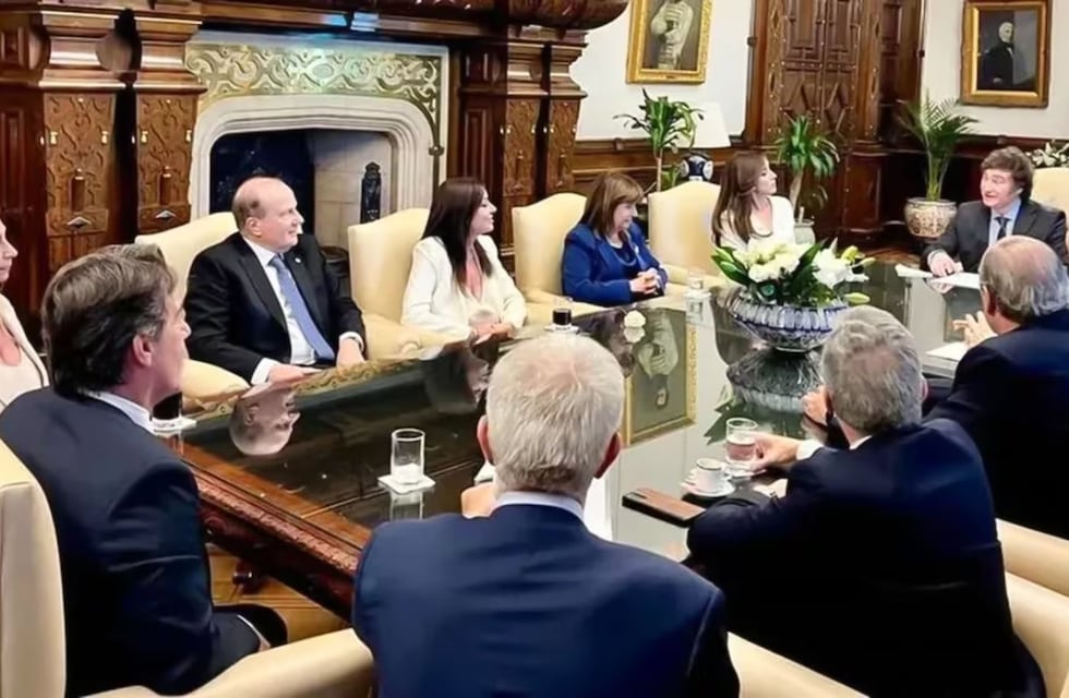 El Gobierno cuestionó que Villarruel incluyera el DNU en la sesión del Senado