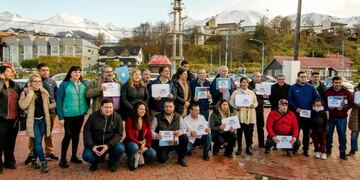Ushuaia: entregaron 15 nuevas licencias de remis
