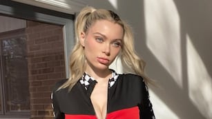 Lana Rhoades mostró su extremo cambio de look en ropa interior verde manzana.
