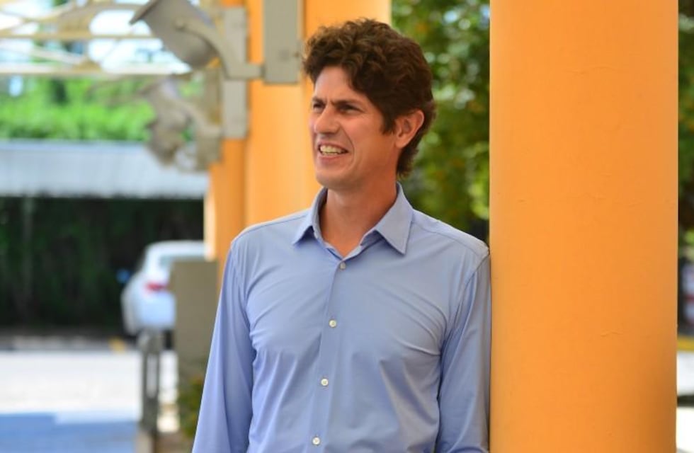 Evaluaron la opinión de los ciudadanos sobre dos candidatos a presidente de la UCR