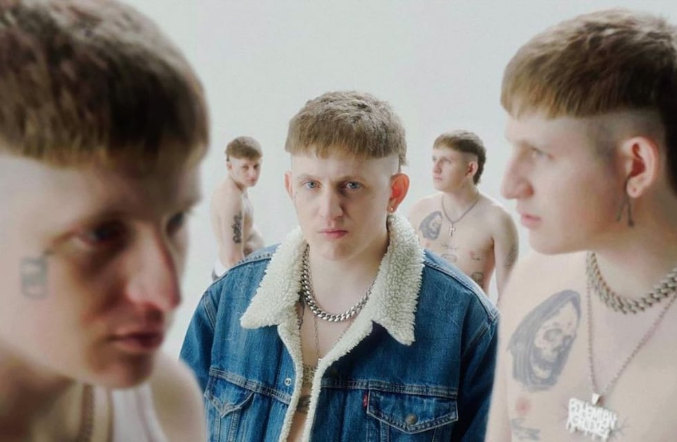 Dillom estrenó el videoclip de “Minimi”, la canción que forma parte de su nueva mixtape