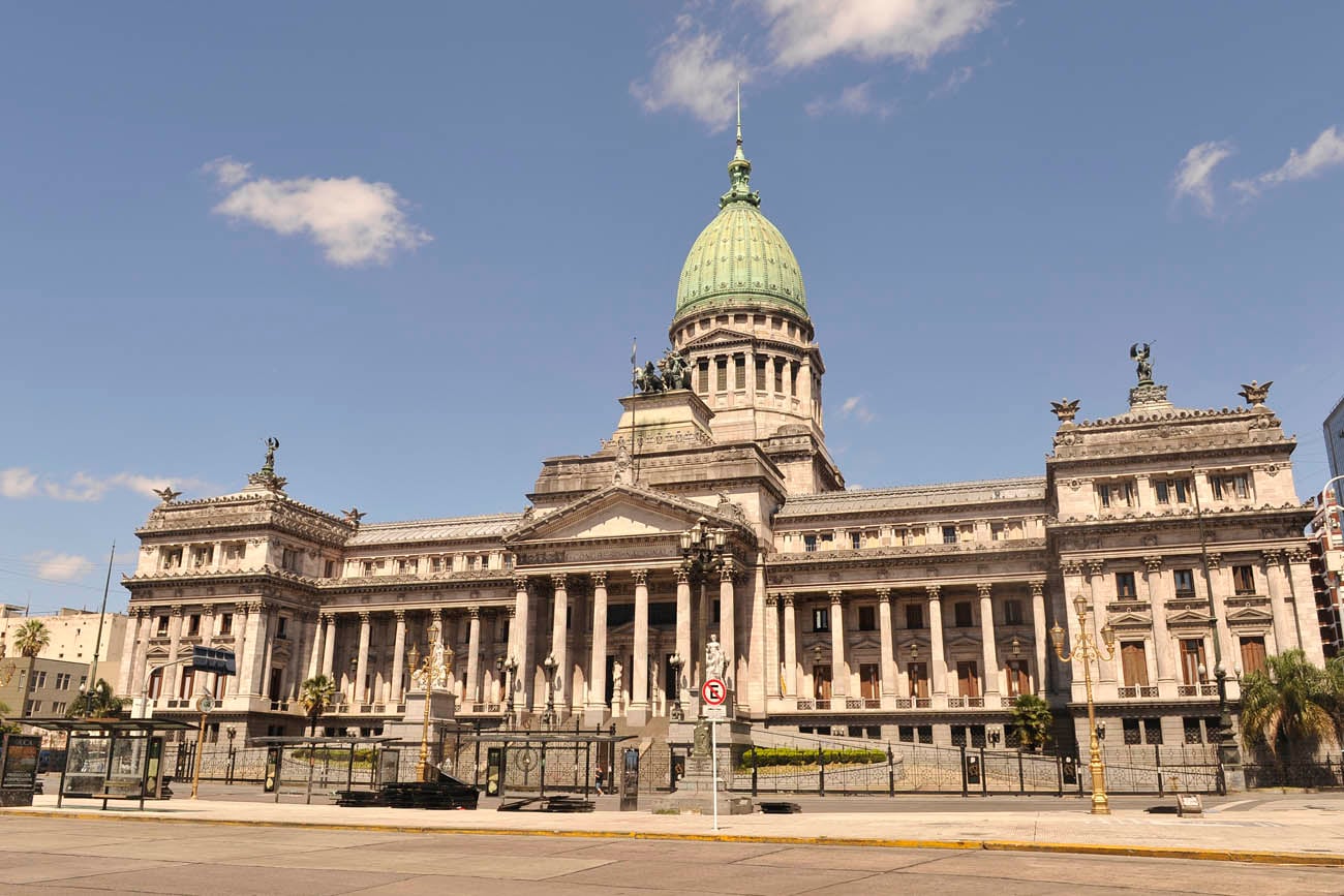 Vista de la fachada del Congreso de la Nación.  (Maxi Failla / Clarín)