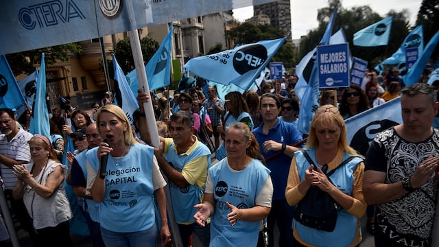 Salarios. Protesta de la Unión de Educadores de la Provincia de Córdoba (UEPC). (Pedro Castillo / La Voz)