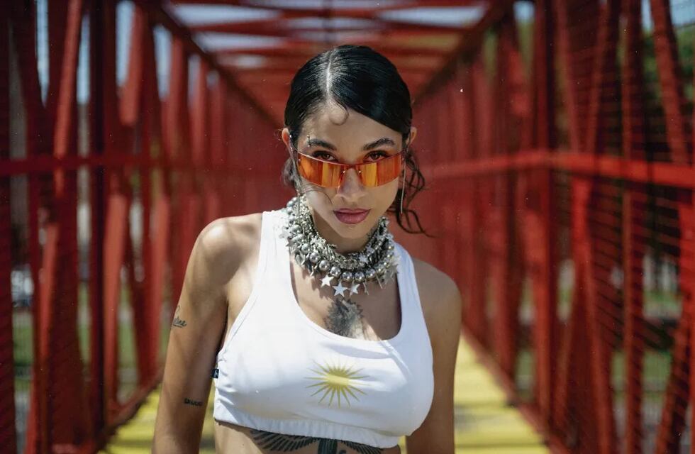 La verdad detrás de “Primer Aviso”, la nueva canción de María Becerra contra un representante