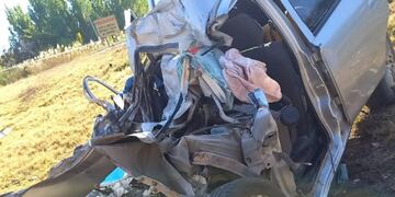 Una mujer de 42 años murió tras chocar de frente contra un camión en San Carlos. Foto: Prensa Ministerio de Seguridad de Mendoza.