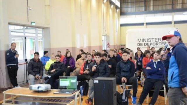 Salto Encantado fue protagonista de una clínica de natación.