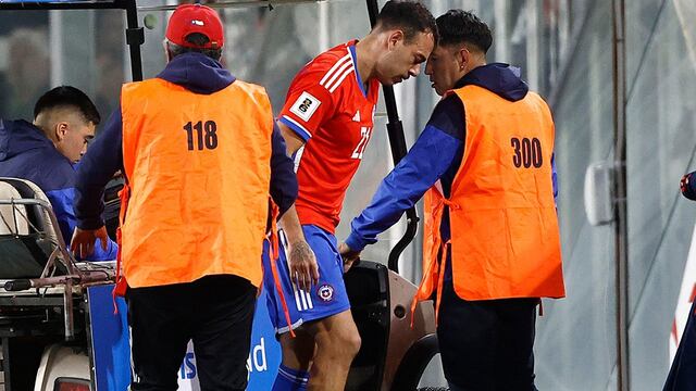 El defensor de Talleres, Matías Catalán, se lesionó jugando para Chile en eliminatorias (Foto: Captura @TNTSportsCL)-.