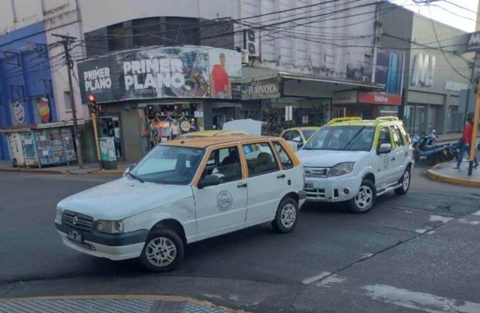 Posadas: juez ordenó desarticular el piquete de taxistas en Posadas