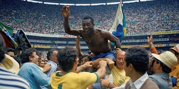 Pelé levantó la copa del mundo en tres oportunidades (1958, 1962 y 1970). Foto: LVI.