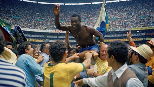 Pelé levantó la copa del mundo en tres oportunidades (1958, 1962 y 1970). Foto: LVI.
