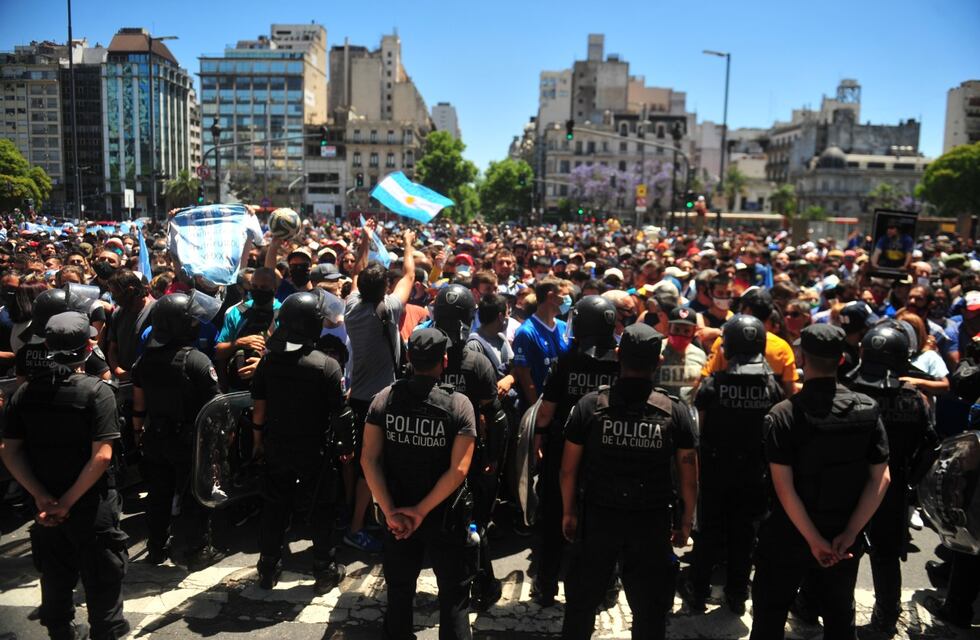 El posteo viral de un médico olavarriense: “Se murió Diego y también la igualdad ante la ley”
