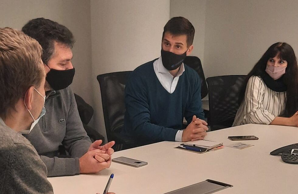 Leonardo Viotti viajó a Buenos Aires para ver la intervención educativa que transformó la Villa 31