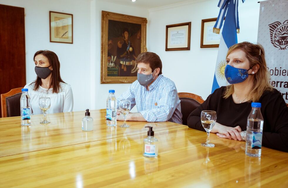 Tierra Del Fuego comenzó a planificar la campaña de vacunación contra el Covid-19