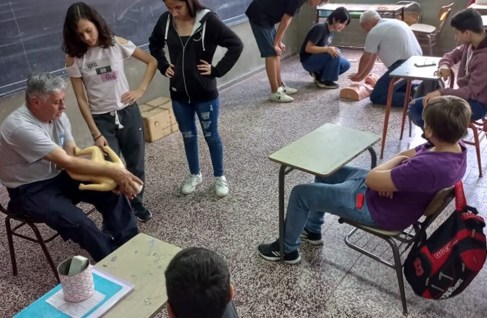 Capacitaciones en RCP en escuelas e instituciones