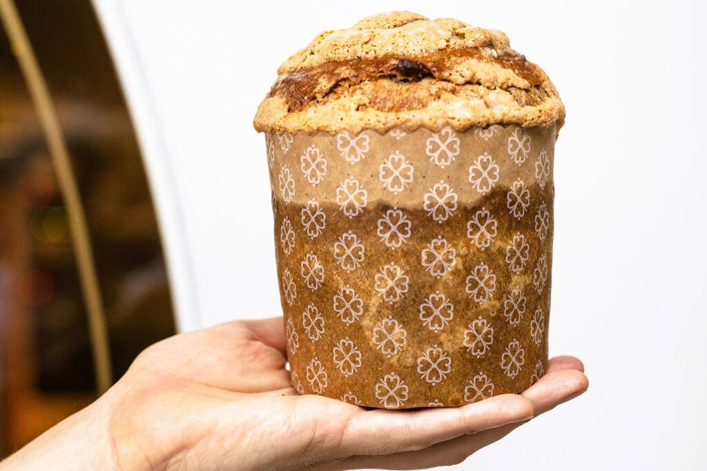 Cómo es y cuánto cuesta el pan dulce de masa madre más buscado de Buenos Aires en estas Fiestas 2025