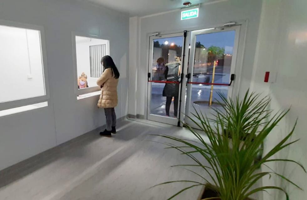 Por el aumento de casos de coronavirus reforzaron los horarios para hisopados en el módulo sanitario