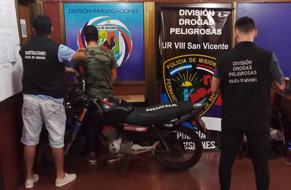 Recuperan motocicleta robada en Dos de Mayo