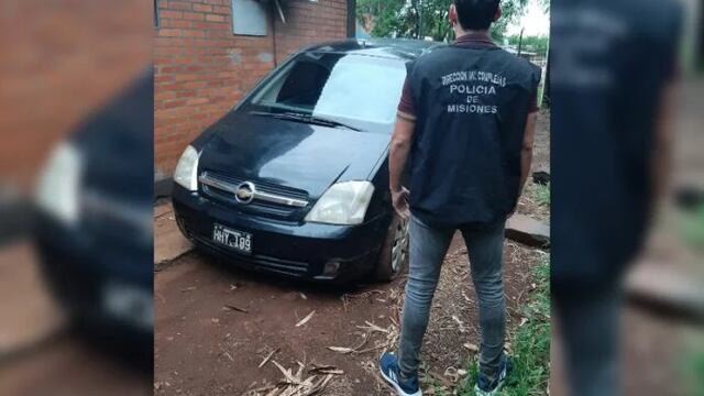 Recuperan en Garupá automóvil robado en Buenos Aires.