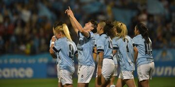 Belgrano enfrentó a Puerto Nuevo por la B de la AFA del torneo femenino. (Facundo Luque / La Voz)