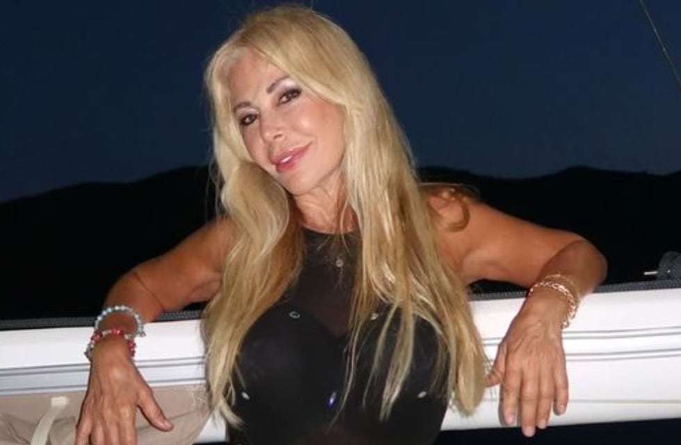 La foto ultra hot de Graciela Alfano: desde la cama y completamente desnuda