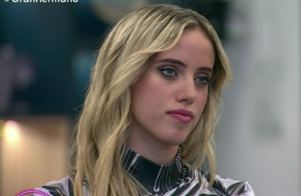 Denisse de Gran Hermano lució un vestido total black con transparencias y cautivó a sus fans