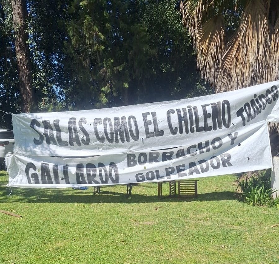 Pasacalles contra Salas y Gallardo.