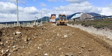 Tolhuin: reactivaron la obra de pavimentación de la ruta provincial N°1