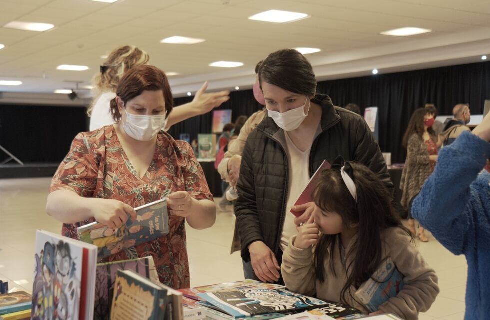 Cultura TDF: inició una nueva edición de la Feria Provincial del Libro